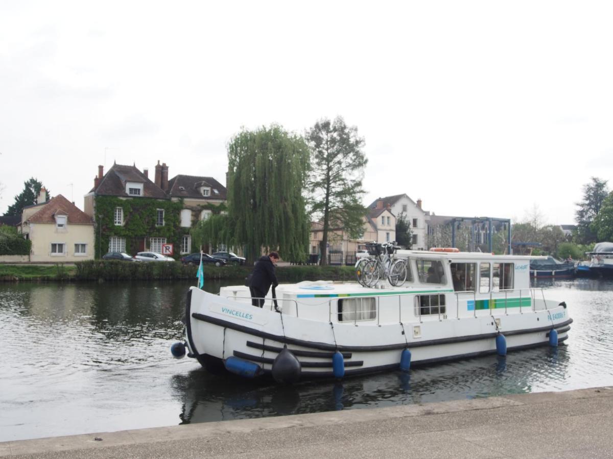 Apartamento Le Mont Brenn Auxerre Exterior foto