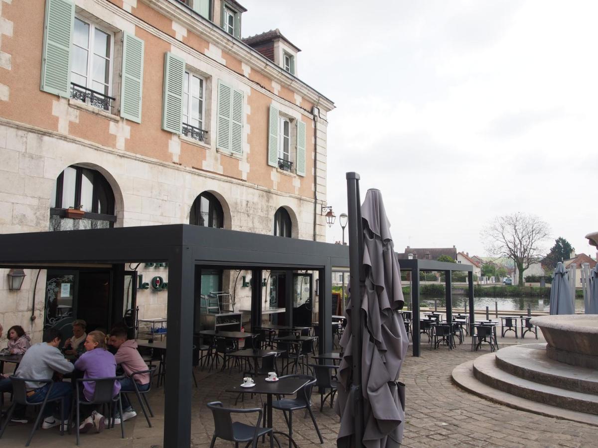 Apartamento Le Mont Brenn Auxerre Exterior foto