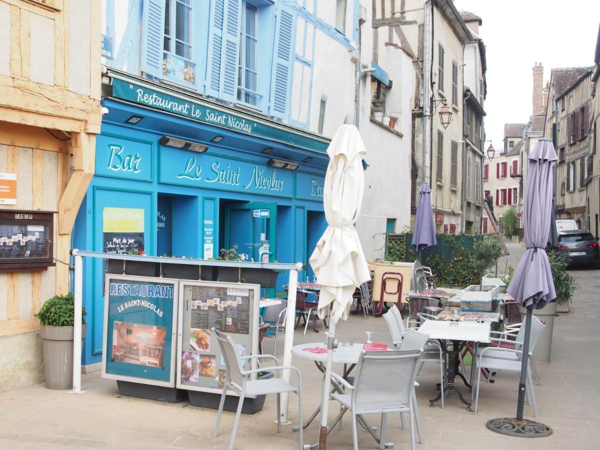 Apartamento Le Mont Brenn Auxerre Exterior foto